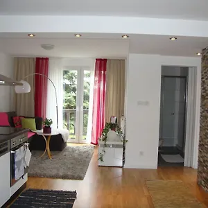 zkontrolujte dostupnost
